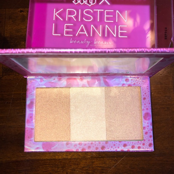 Urban Decay x Kristen Leanne Highlighter - Picture 6 of 8